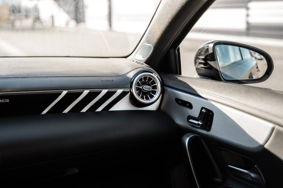 Mercedes-Benz A45S AMG