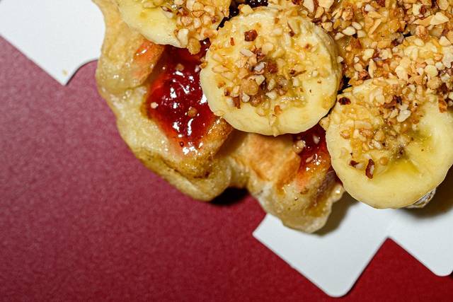 Banane & confiture de fraises
