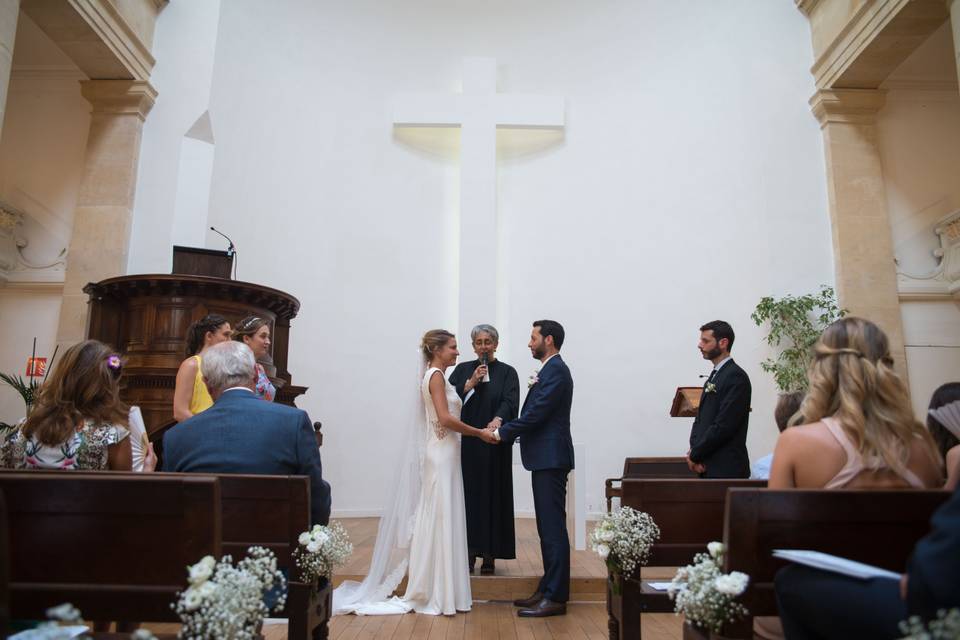 Les invités dans le temple