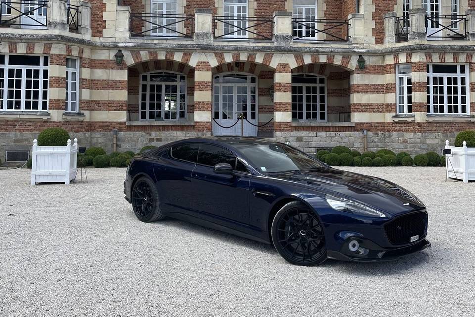 Aston Martin Rapide AMR