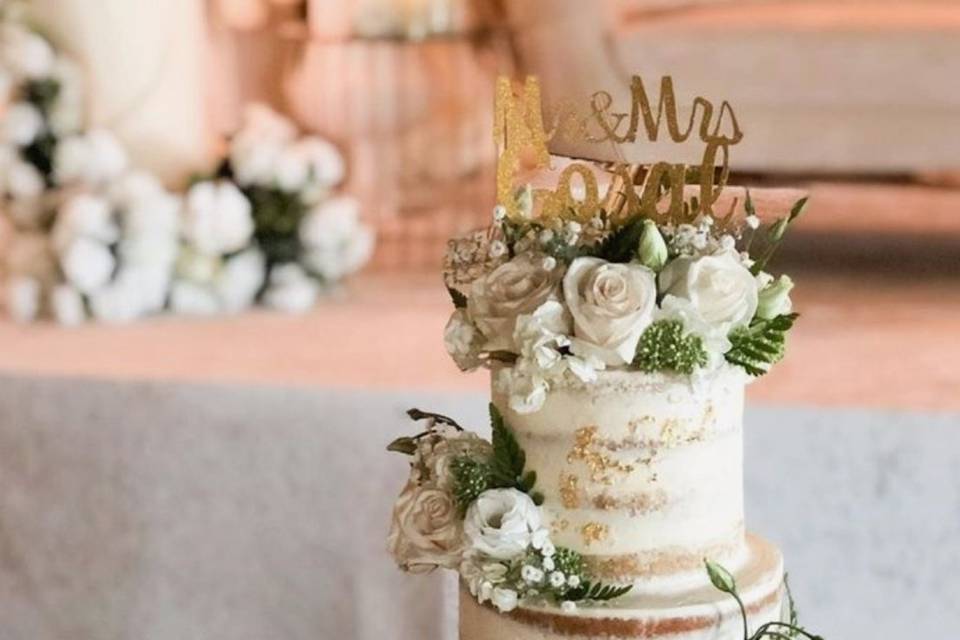 Nude wedding cake