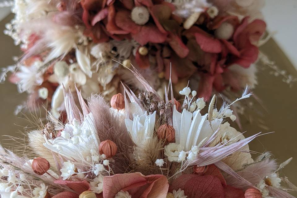 Peigne et bouquet de mariée