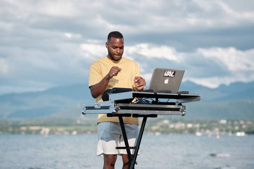 Dj Val