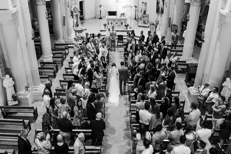 Arrivée dans l'église