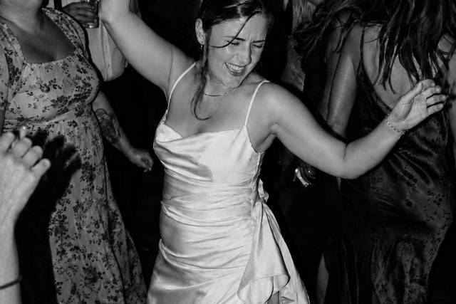 Mariée danse copines