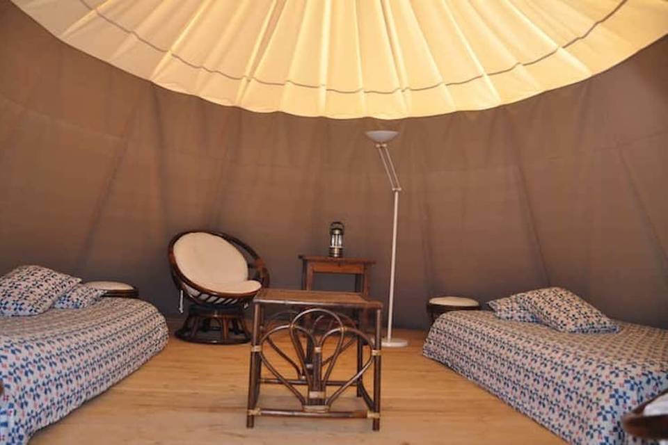 Intérieur tipi