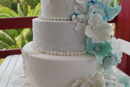 Wedding Cake Fleurs