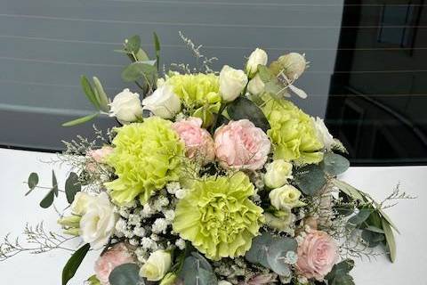 Bouquet voiture sur ventouse