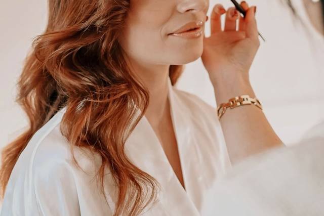 Ludmila Hairdress