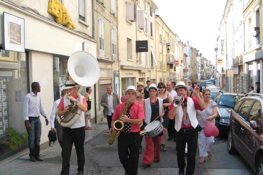 Sweet Mary Cat Jazz Band