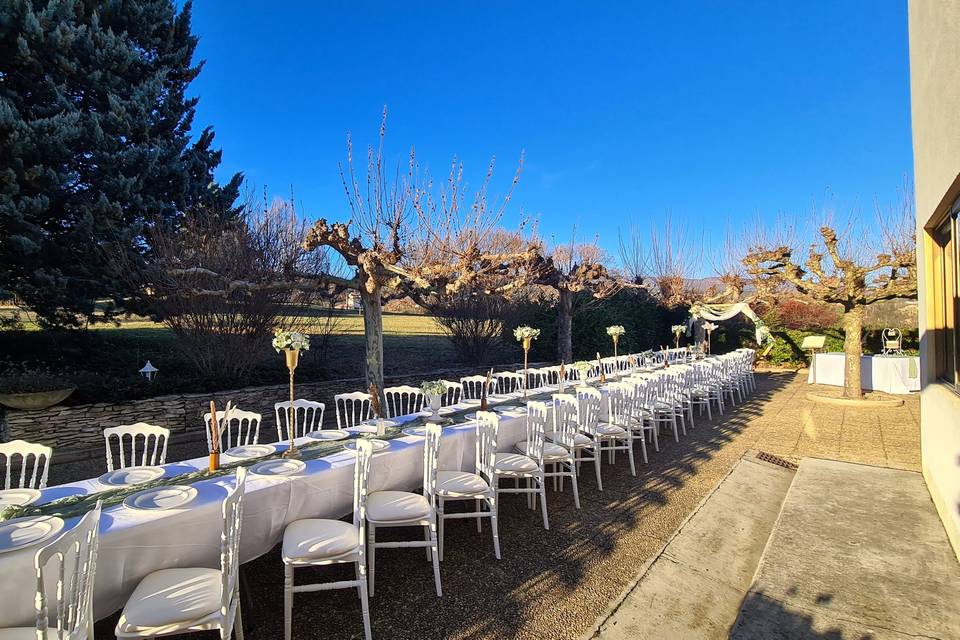 Banquet extérieur hivernal