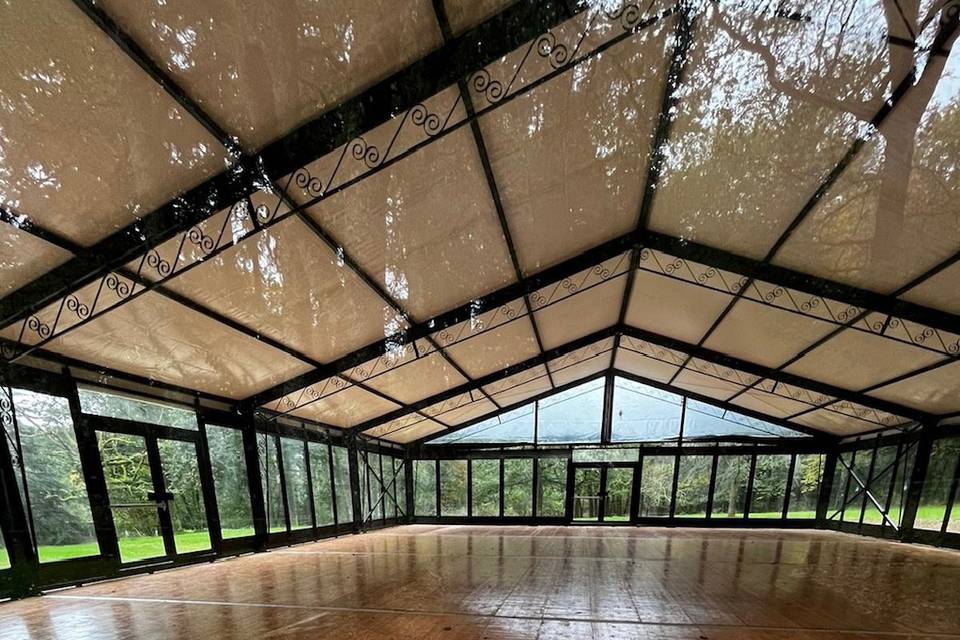 Chapiteau de 300m2