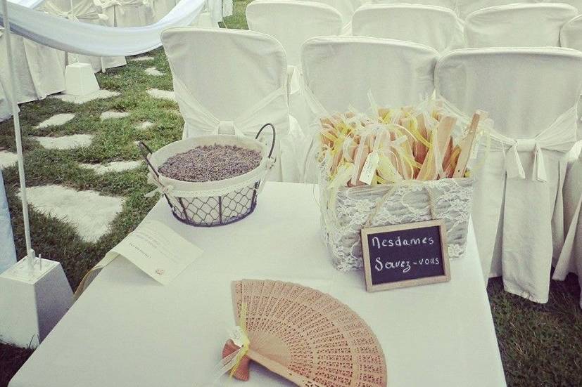 Eventails pour les invités