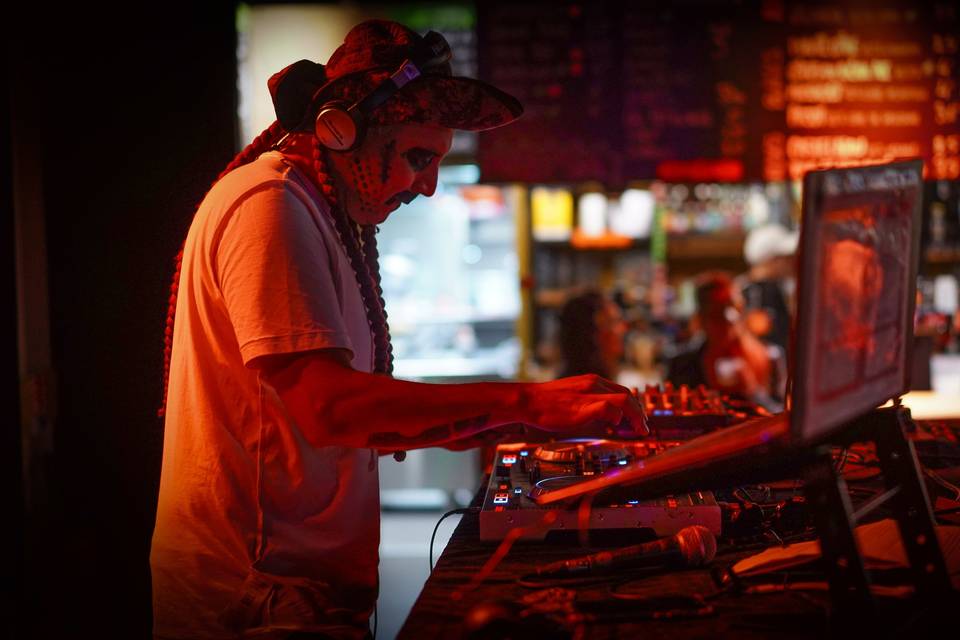 DJ Tumbao