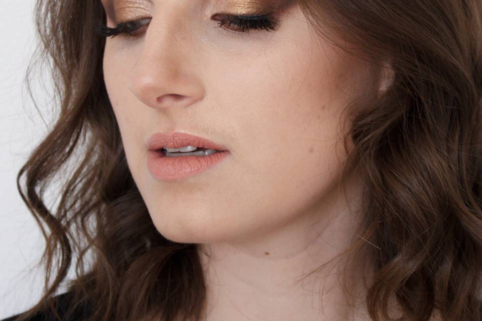 Maquillage soft glam