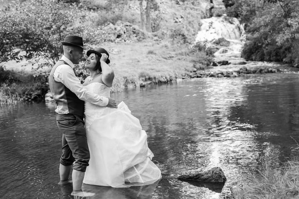 Les pieds dans l'eau