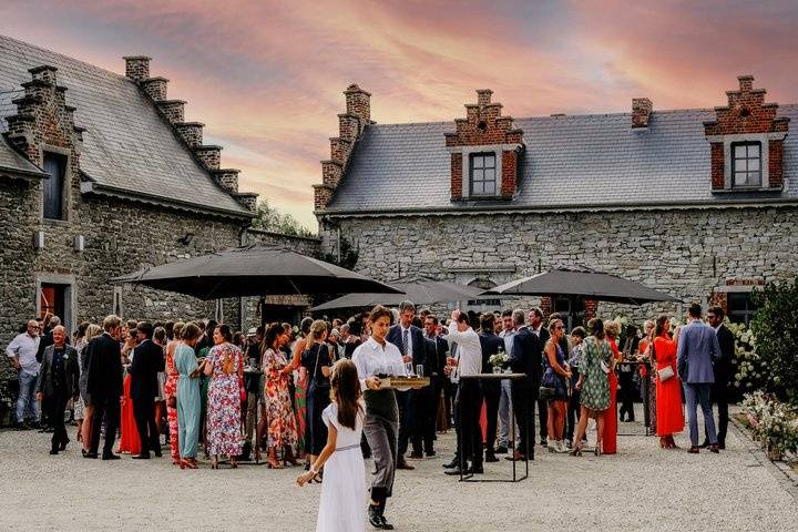Apéro dans la cour