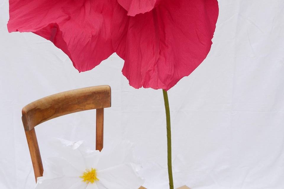 Fleur géante en papier