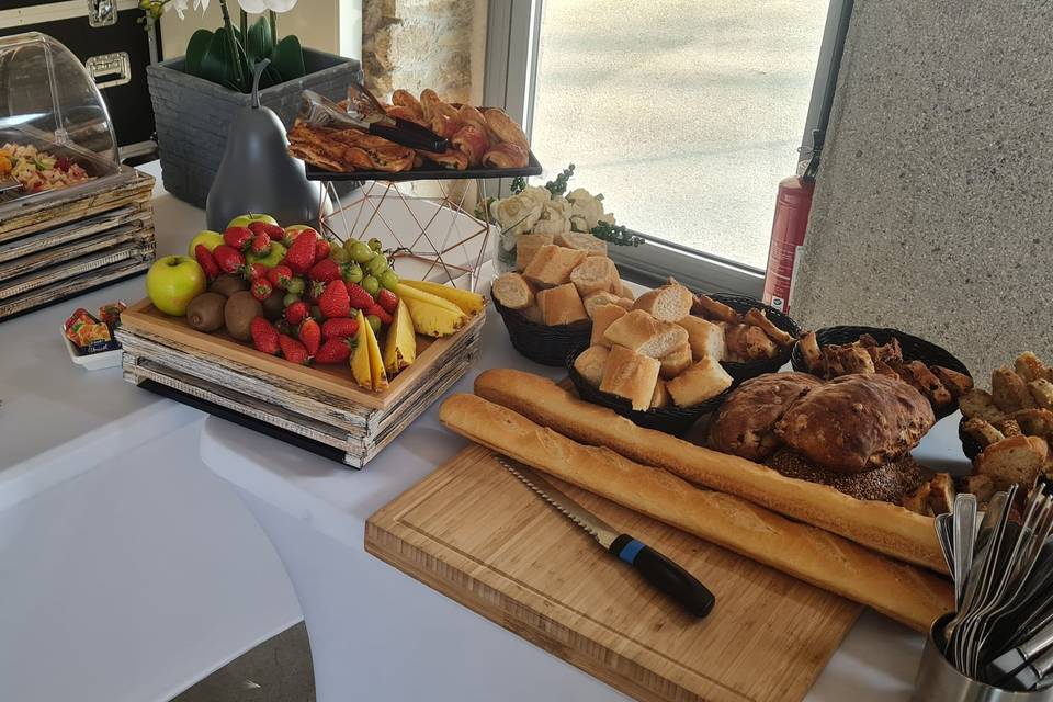 Brunch fruits