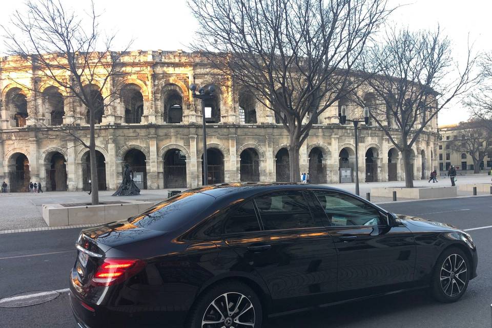 Voiture mariés Nîmes