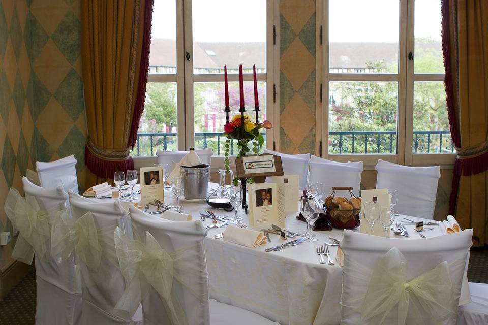 Table mariage ivoire