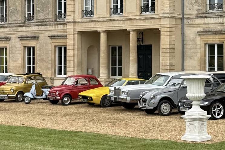 Reunion de voitures anciennes