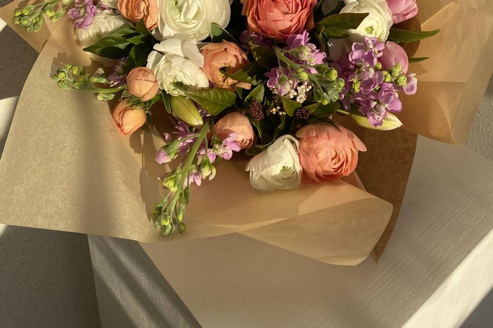 Bouquet coloré fleurs de saiso
