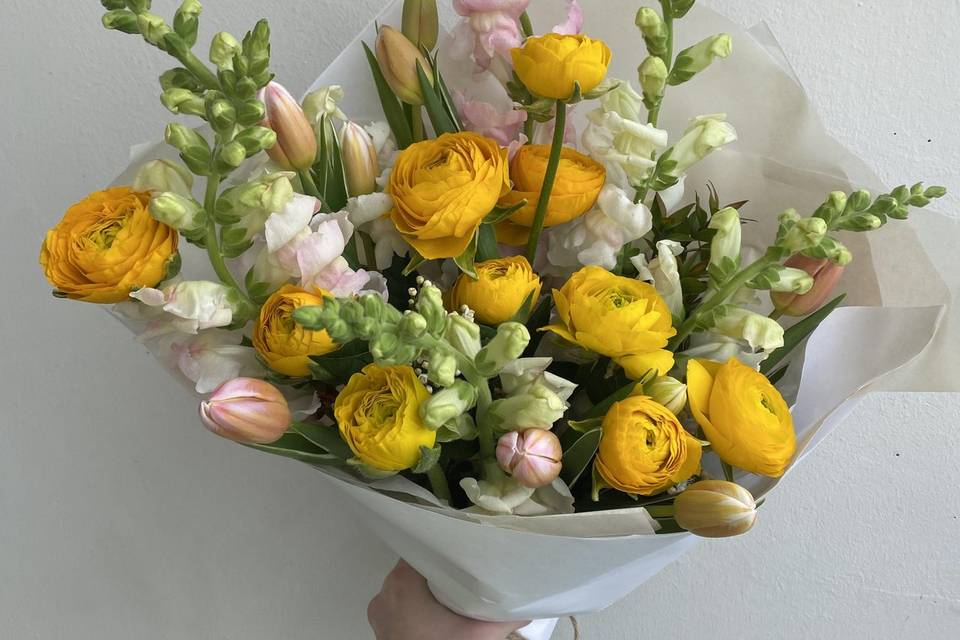 Bouquet coloré fleurs de saiso