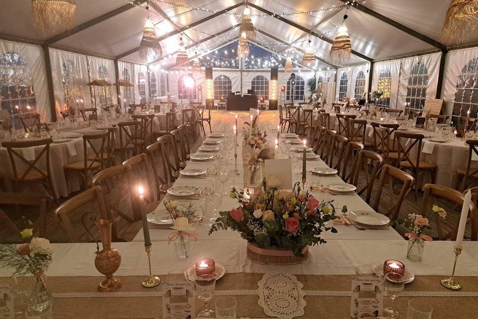 Mariage rétro chic E § L
