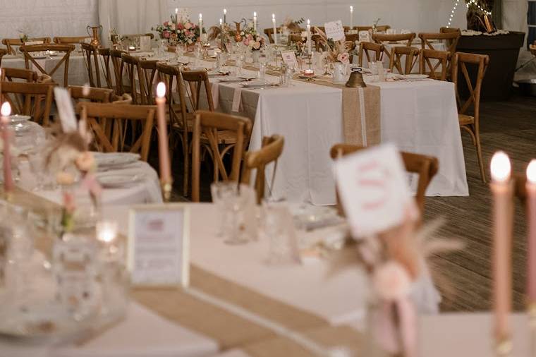 Mariage rétro chic E § L