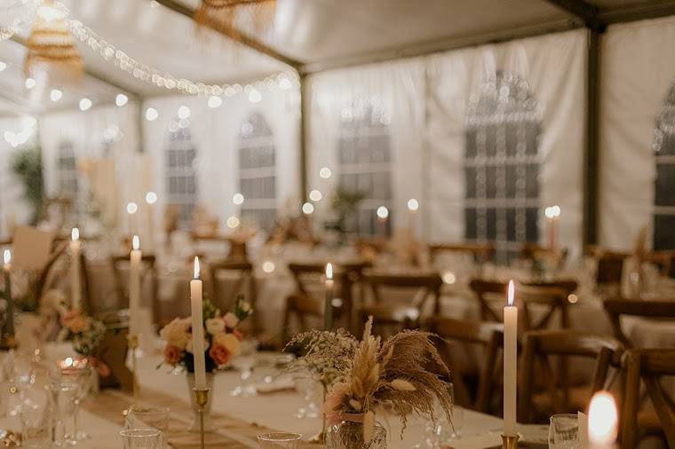 Mariage rétro chic E § L