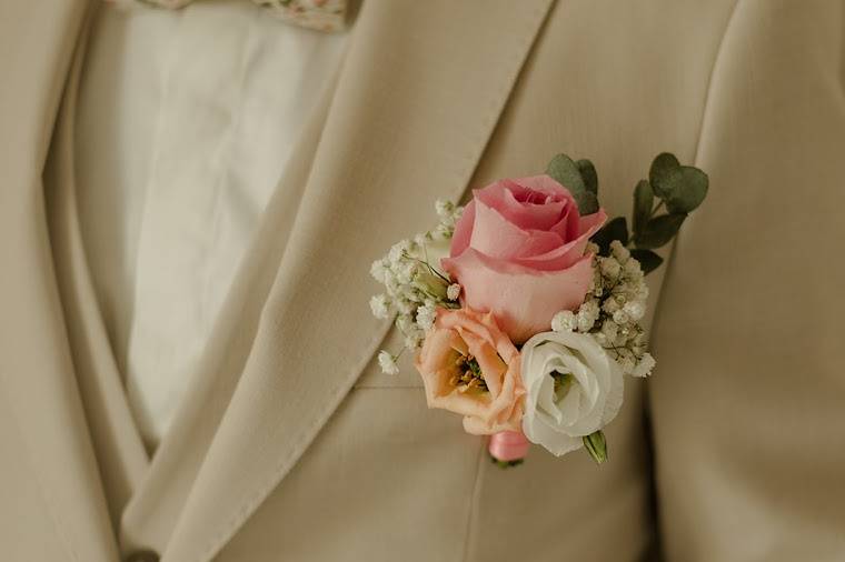Mariage rétro chic E § L