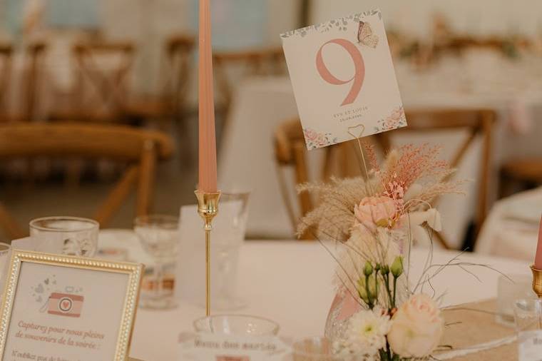Mariage rétro chic E § L