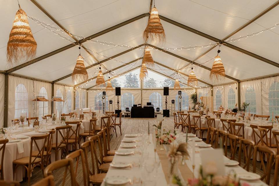 Mariage rétro chic E § L