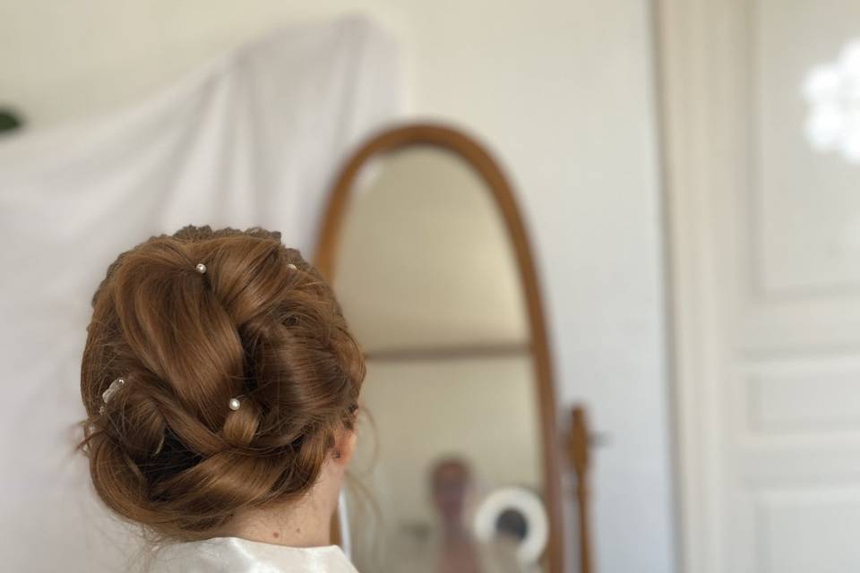 Chignon avec cheveux très long