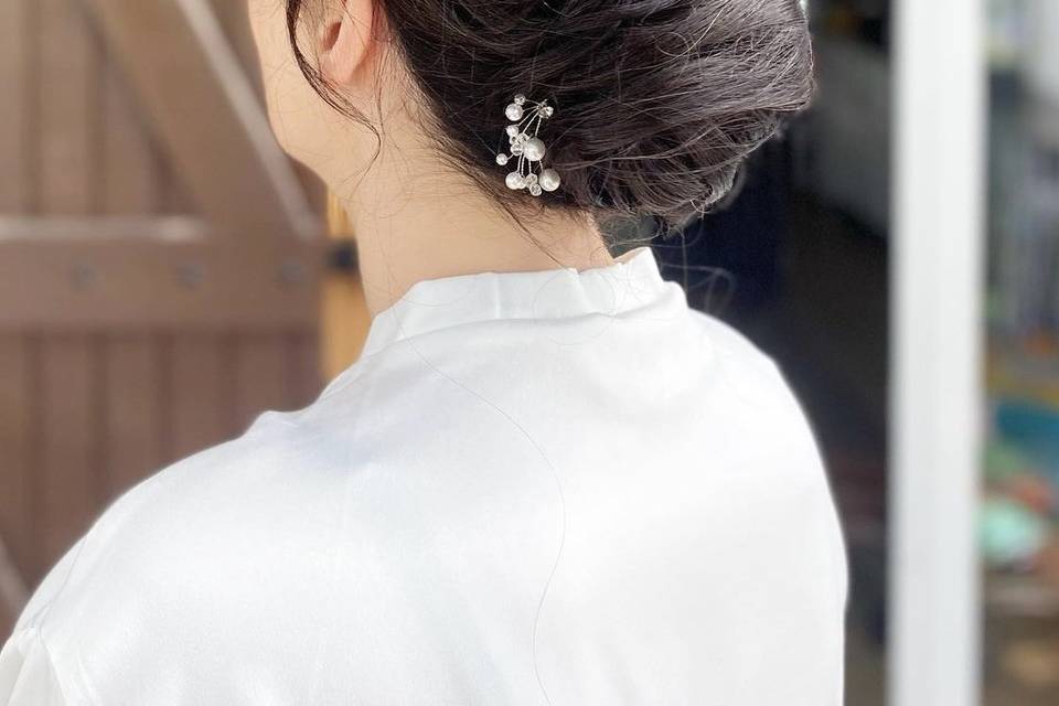 Chignon lissé bas