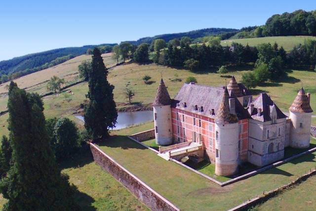 Chateau de Menessaire