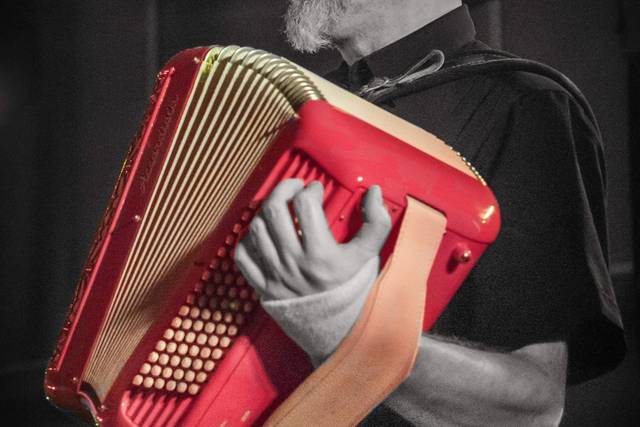 Notre clavier/accordéoniste