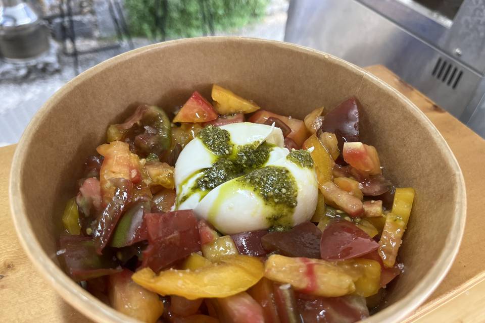 Salade de tomates burrata