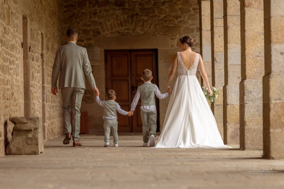 Une famille heureuse