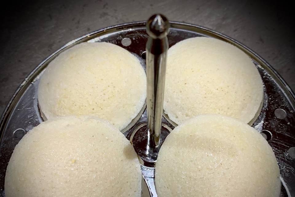 Idli.