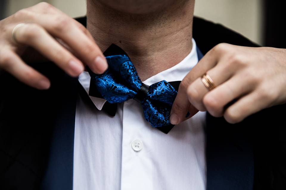 Redresser ton noeud papillon