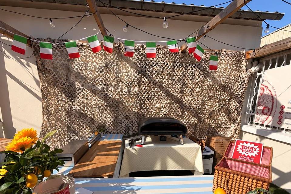 Comptoir Joia’s Pizza — décor méditerranéen