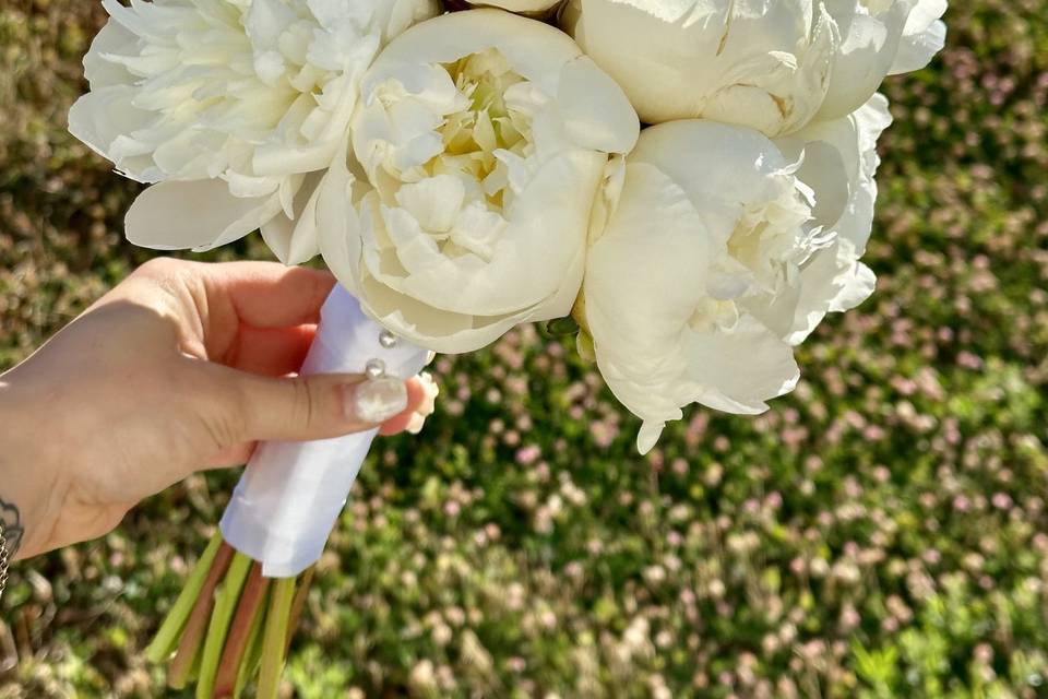 Bouquet de mariée pivoines