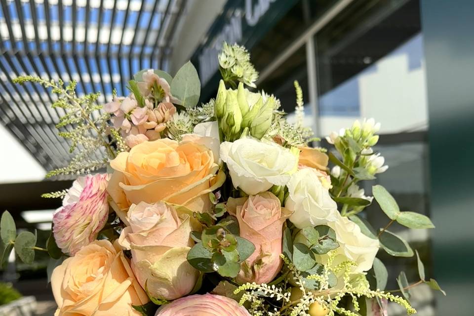 Bouquet de mariée pêche pastel