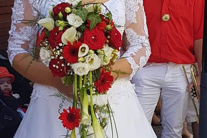 Bouquet de mariée retombant