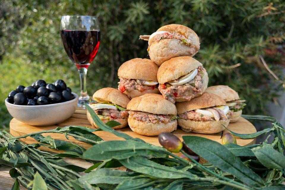 Mini pan bagnats niçois