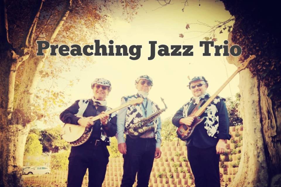 Trio déambulant