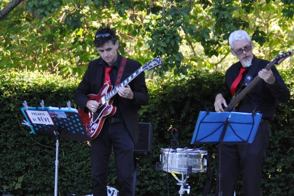 Trio sax basse et guitare