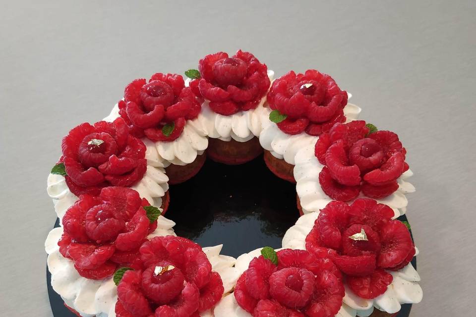 Couronne choux framboises